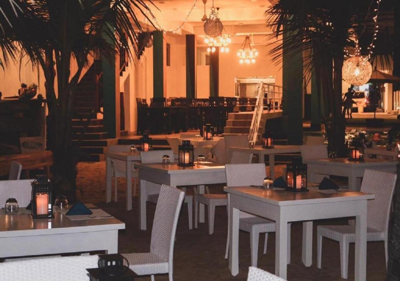Hotel The Bay à Baie d'Arugam Extérieur photo