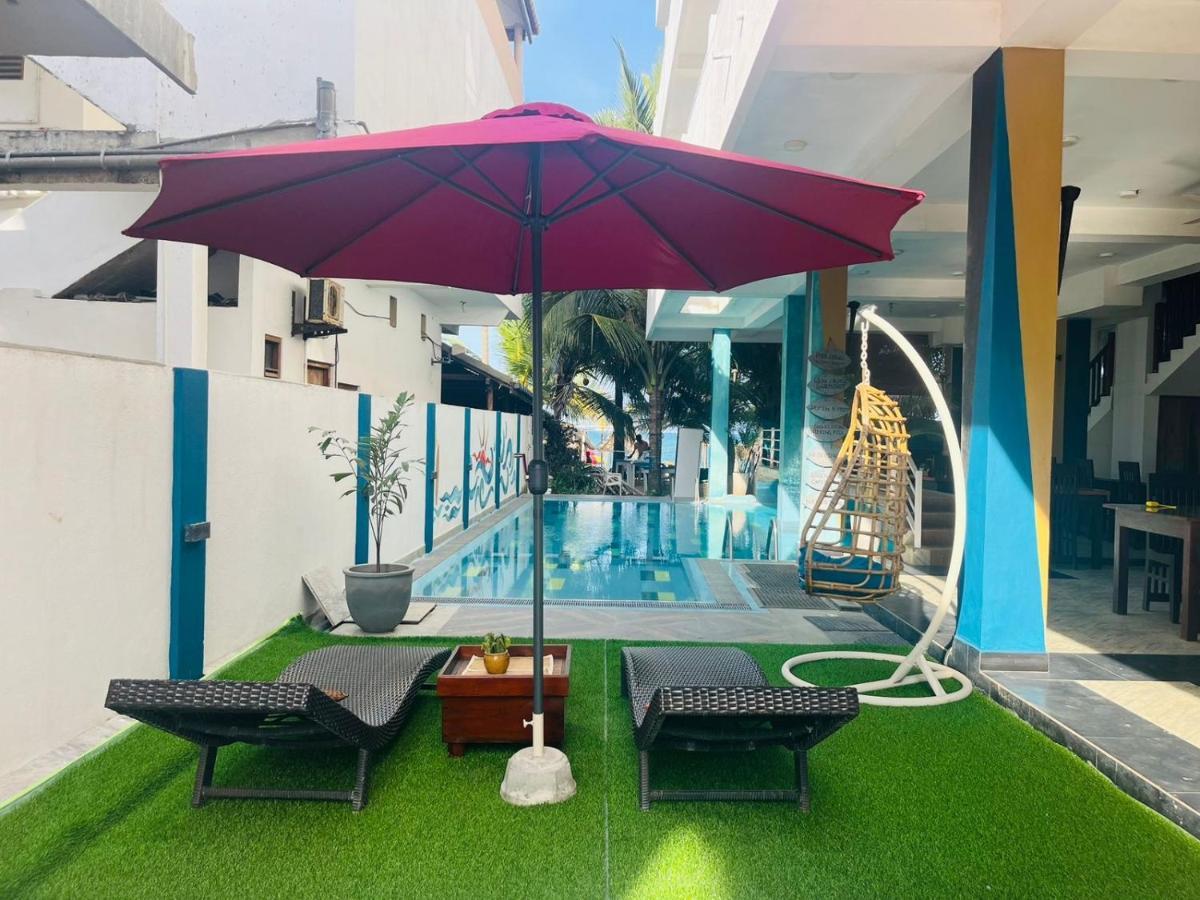 Hotel The Bay à Baie d'Arugam Extérieur photo