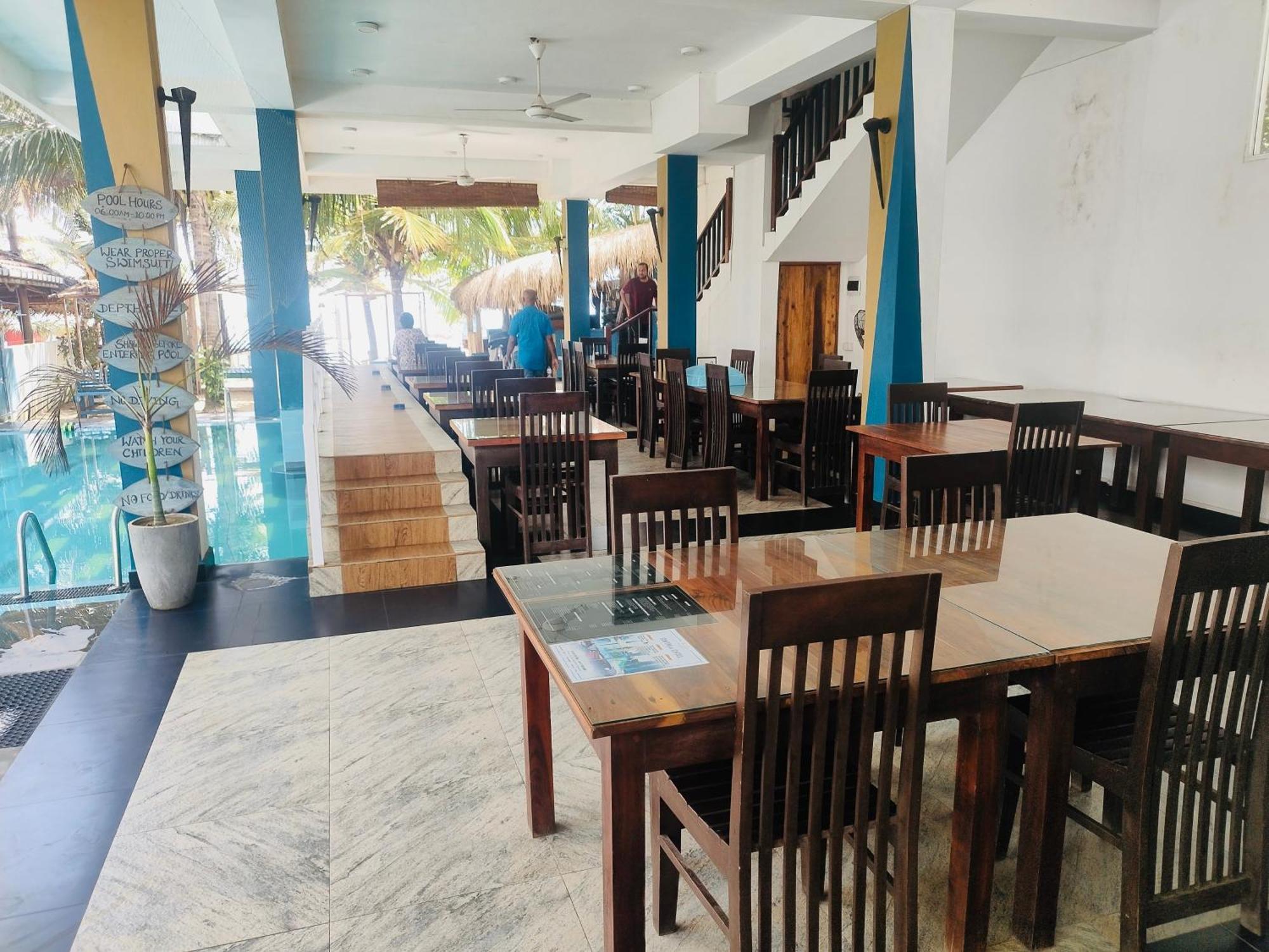 Hotel The Bay à Baie d'Arugam Extérieur photo
